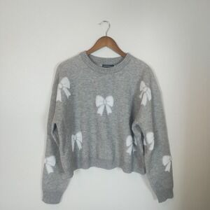 Harper Ivy Grey Bow Sweater Junior's Large Cropped Casual Cozy